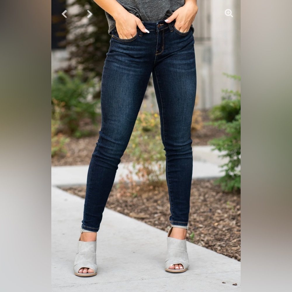 Women’s Judy Blue Skinny Jeans